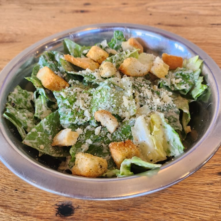 Fresh Caesar Salad: A Classic Favorite