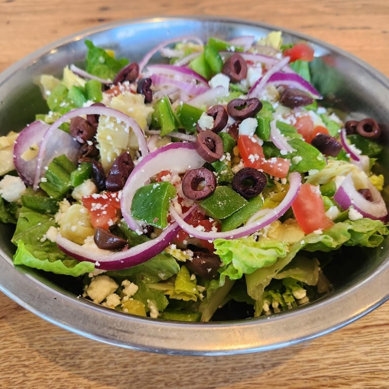 Fresh Greek Salad: A Delicious Mediterranean Option